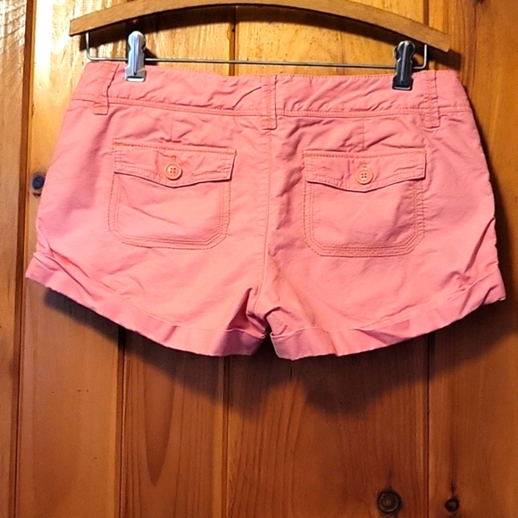 WHO A U CALIFORNIA SHORTS SZ 6 PINK SHORT SHORTS CUFFED SURFSIDE - Picture 2 of 4